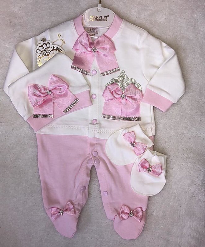 Super luxurious playsuit with diamond crown and beautiful pink bows.