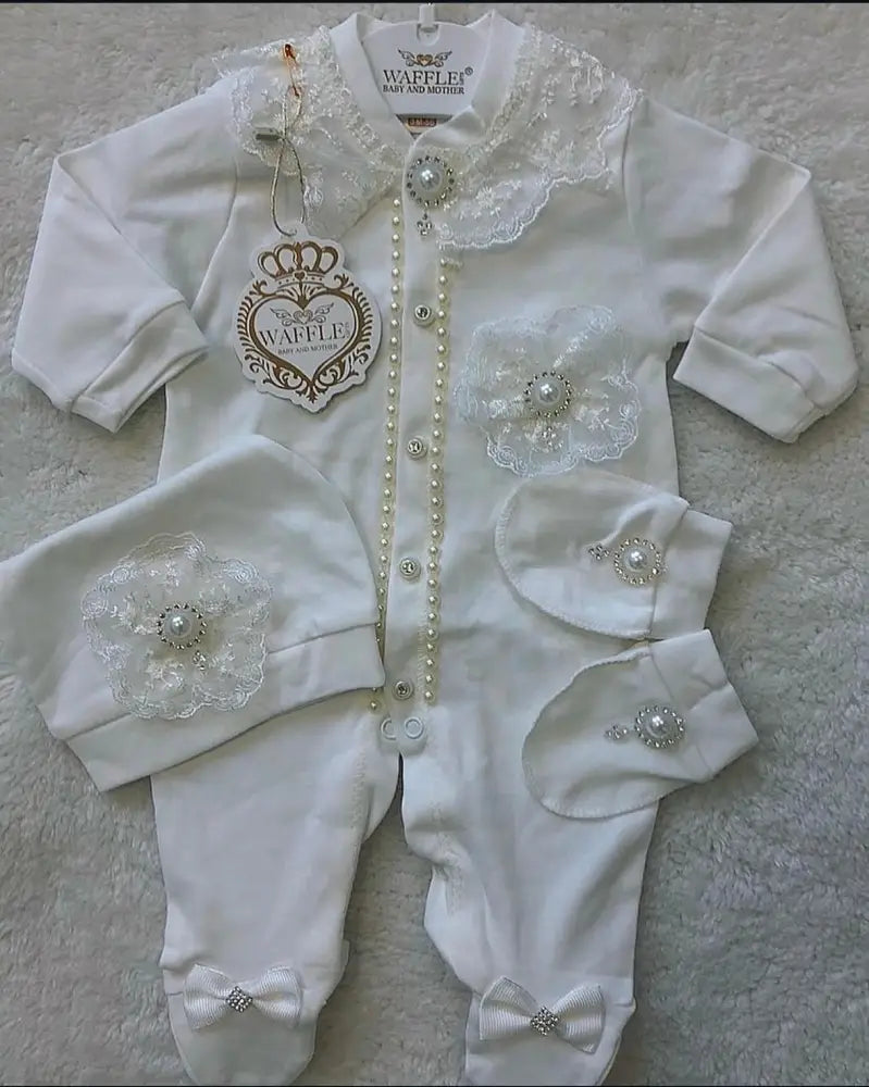 Exclusive Baby Pearl Luxury Girl Set 100 Cotton Sleepsuit Lace Trim - Baby Boxpakje