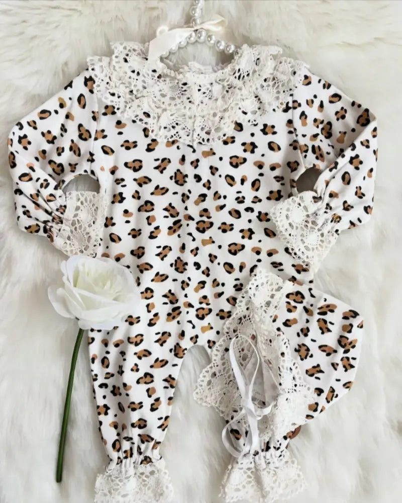 Spanish Leopard Baby Romance Playsuit Hat Set - Baby Boxpakje