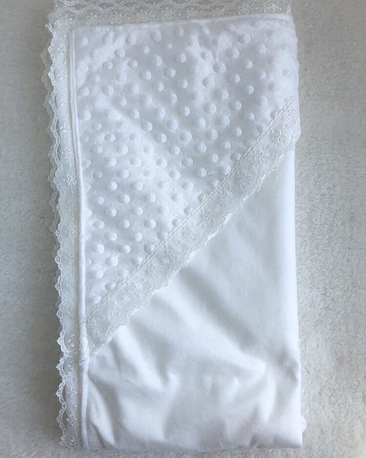 Wrapping blanket white
